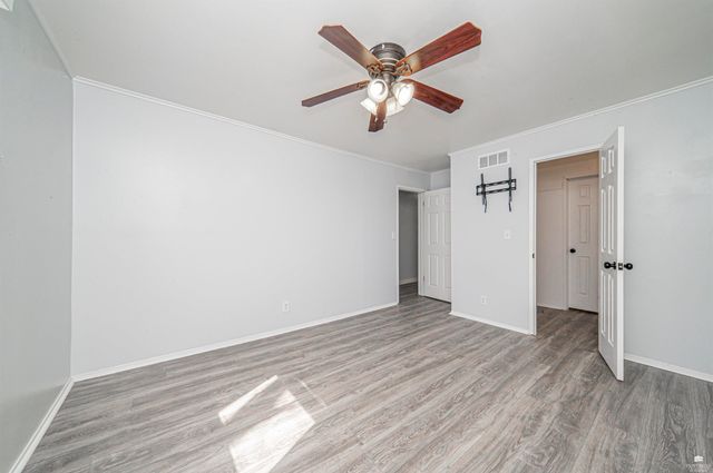 1741 BEL AIR Drive, Junction City, KS 66441