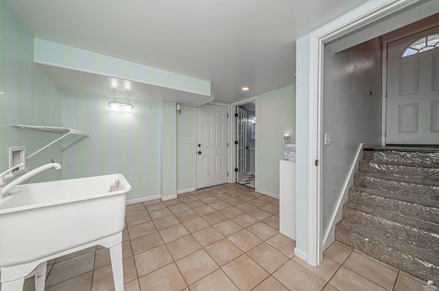 1741 BEL AIR Drive, Junction City, KS 66441