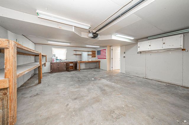 1741 BEL AIR Drive, Junction City, KS 66441