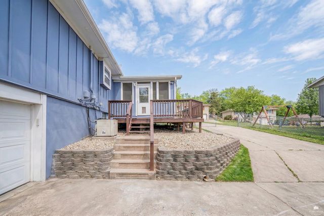 1741 BEL AIR Drive, Junction City, KS 66441
