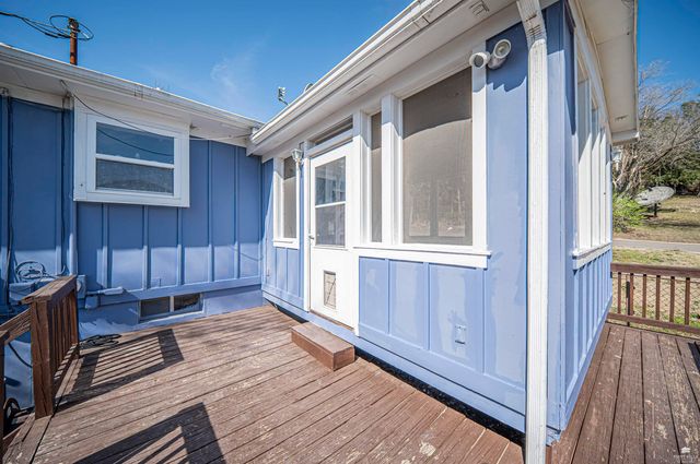 1741 BEL AIR Drive, Junction City, KS 66441