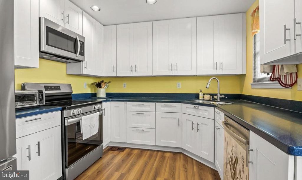 Image 14 of property listing at 911 CHESNEY LN, Bel Air, MD 21014