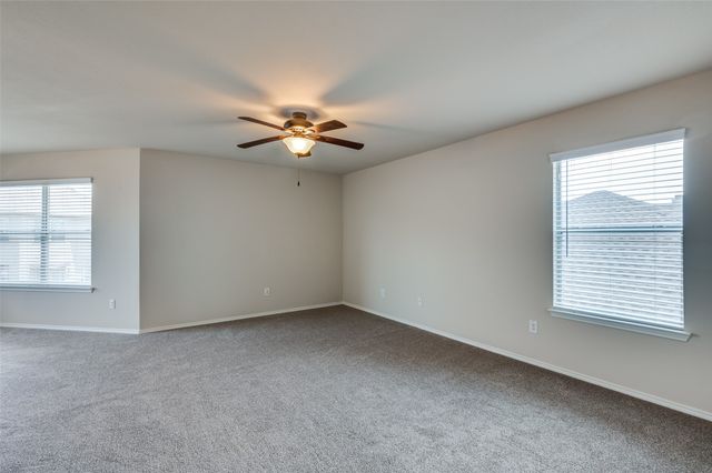 8620 Star Thistle Drive, Fort Worth, TX 76179