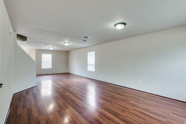 8620 Star Thistle Drive, Fort Worth, TX 76179