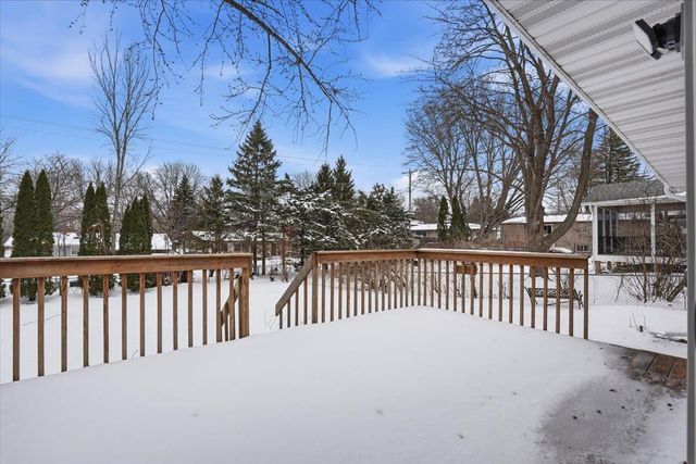 1314 Debra Lane, Madison, WI 53704