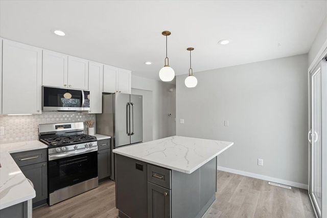 1314 Debra Lane, Madison, WI 53704