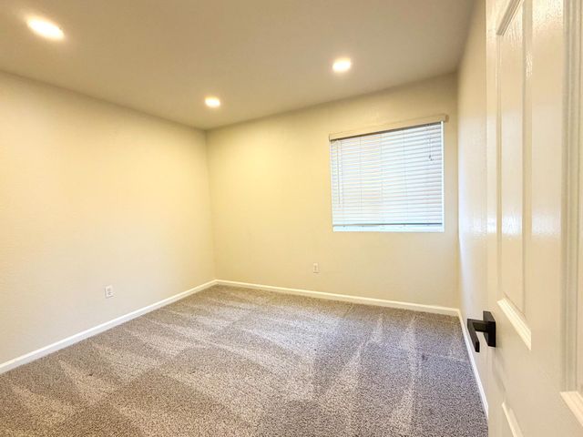 7948 Cavalier Way, Sacramento, CA 95832