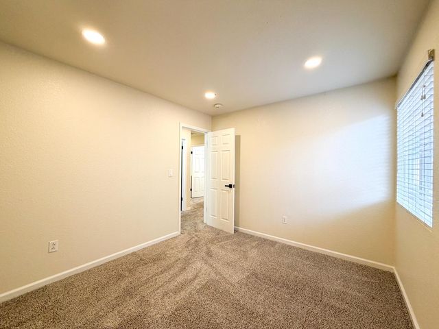 7948 Cavalier Way, Sacramento, CA 95832