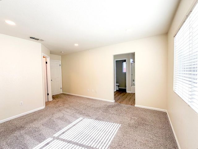 7948 Cavalier Way, Sacramento, CA 95832