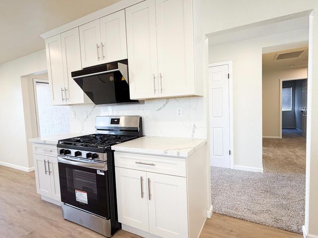 7948 Cavalier Way, Sacramento, CA 95832