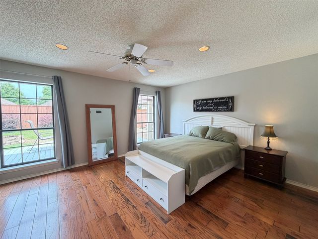 2559 Blackberry Drive, Richardson, TX 75082