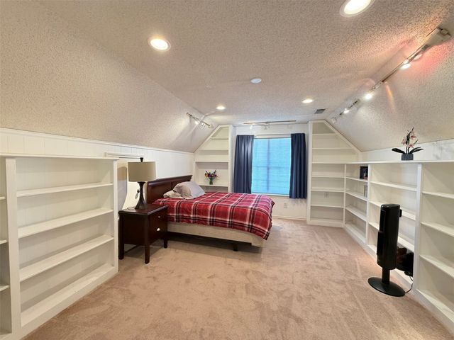 2559 Blackberry Drive, Richardson, TX 75082