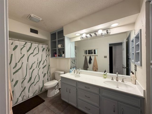 2559 Blackberry Drive, Richardson, TX 75082