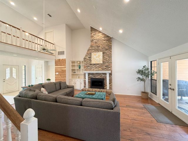 2559 Blackberry Drive, Richardson, TX 75082