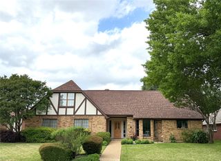 2559 Blackberry Drive, Richardson, TX 75082