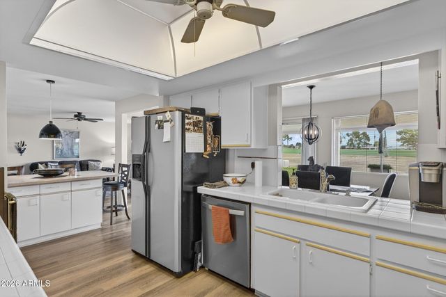 15617 N CAMEO Drive, Sun City, AZ 85351