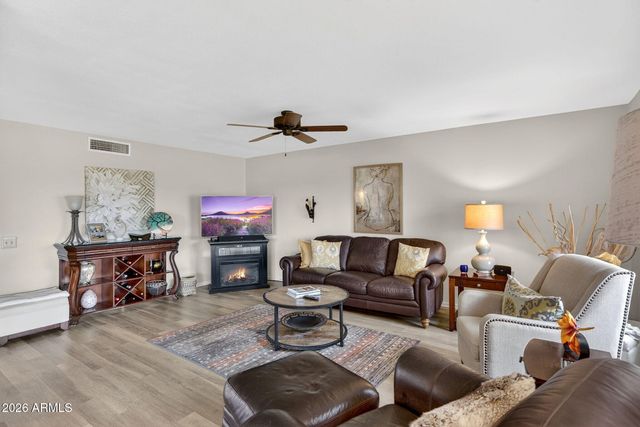 15617 N CAMEO Drive, Sun City, AZ 85351