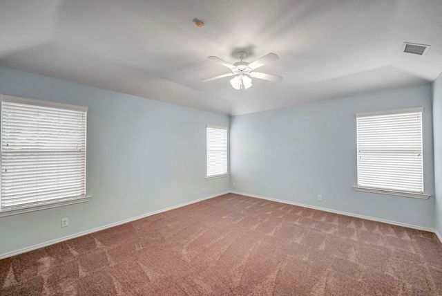 5621 Llano, Midland, TX 79707