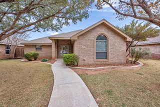 5621 Llano, Midland, TX 79707