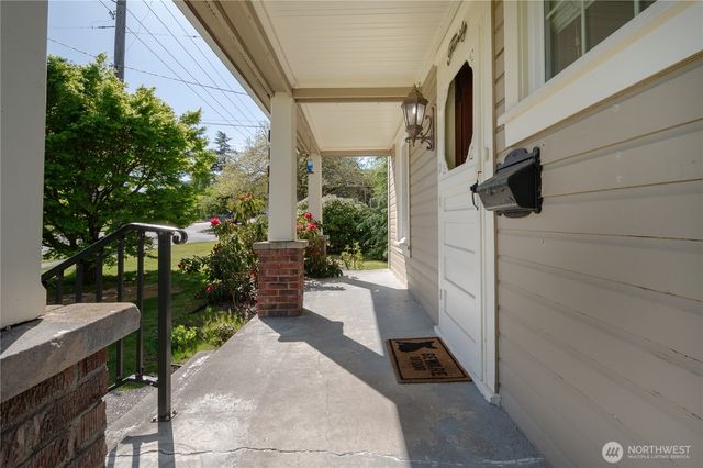 4121 N 18th Street, Tacoma, WA 98406