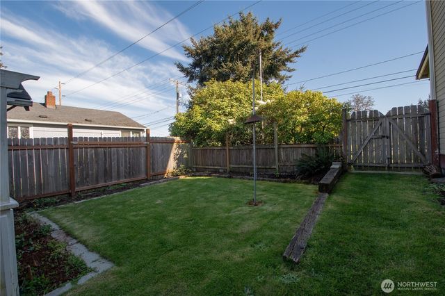 4121 N 18th Street, Tacoma, WA 98406