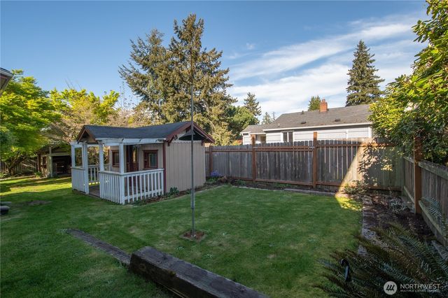 4121 N 18th Street, Tacoma, WA 98406