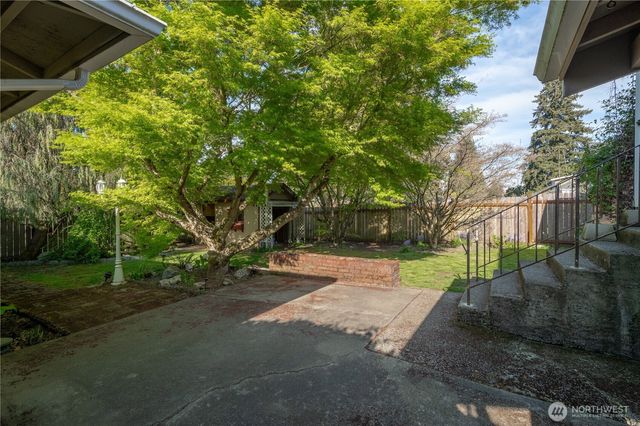 4121 N 18th Street, Tacoma, WA 98406