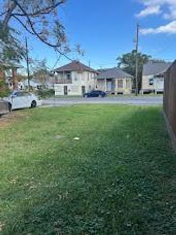 1205 29th, Galveston, TX 77550
