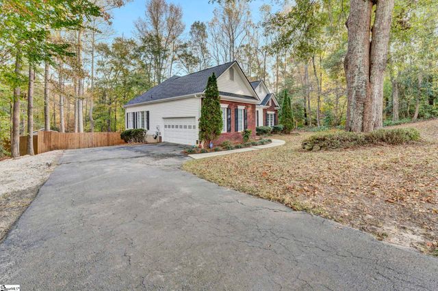 36 Prince Williams Court, Simpsonville, SC 29681