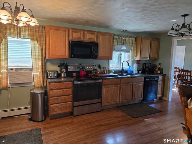 15 Van Buren Road, Enfield, CT 06082