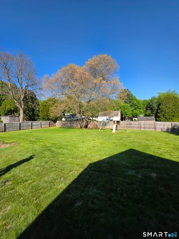 15 Van Buren Road, Enfield, CT 06082