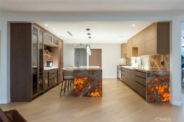 6512 Firmament, Van Nuys, CA 91406