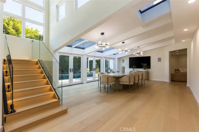6512 Firmament, Van Nuys, CA 91406