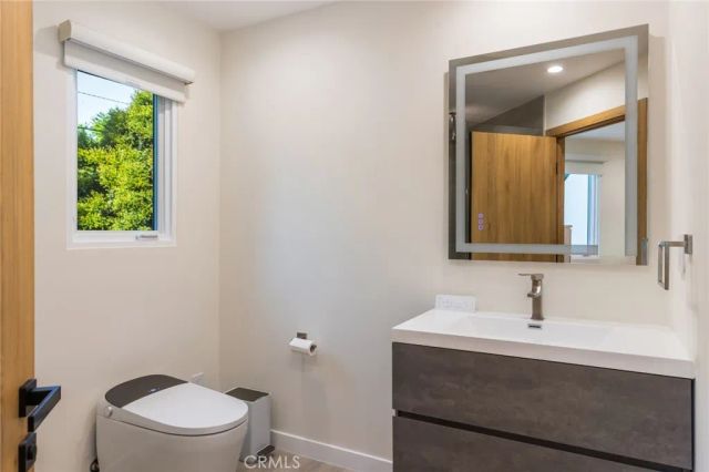 6512 Firmament, Van Nuys, CA 91406