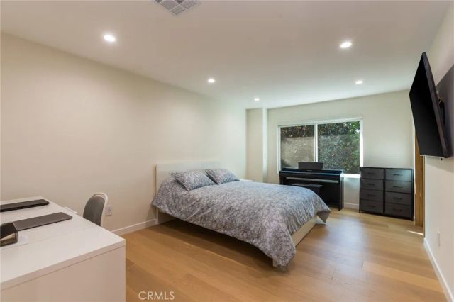 6512 Firmament, Van Nuys, CA 91406