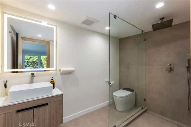 6512 Firmament, Van Nuys, CA 91406