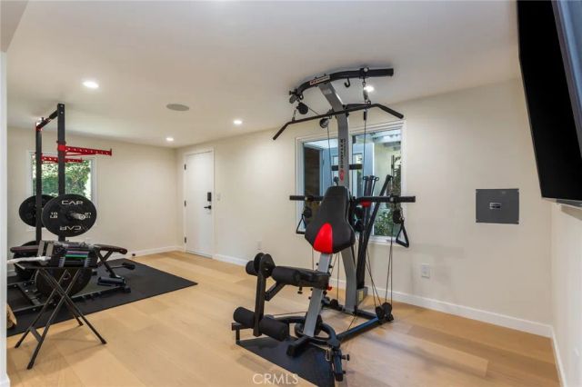 6512 Firmament, Van Nuys, CA 91406