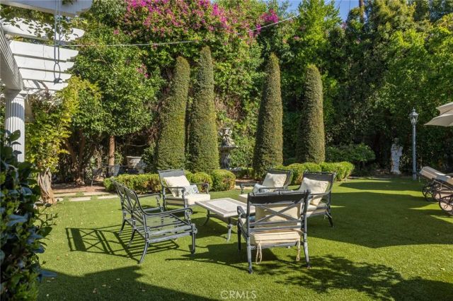 6512 Firmament, Van Nuys, CA 91406