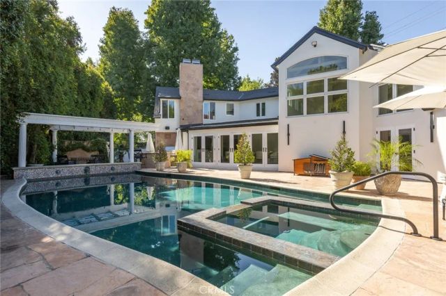 6512 Firmament, Van Nuys, CA 91406
