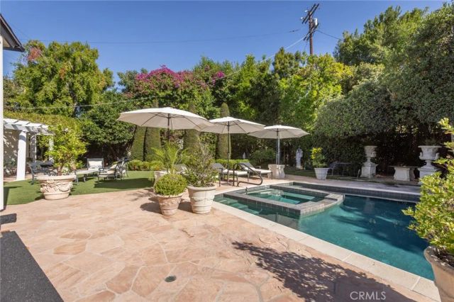 6512 Firmament, Van Nuys, CA 91406