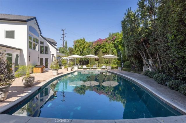6512 Firmament, Van Nuys, CA 91406