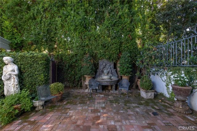 6512 Firmament, Van Nuys, CA 91406