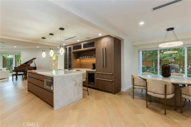 6512 Firmament, Van Nuys, CA 91406