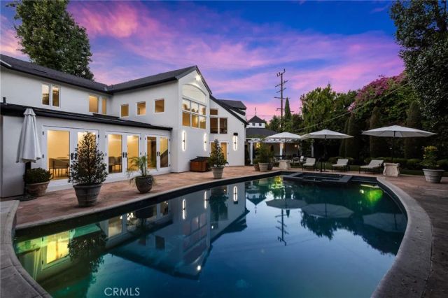 6512 Firmament, Van Nuys, CA 91406