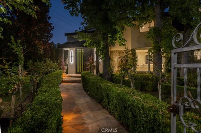 6512 Firmament, Van Nuys, CA 91406