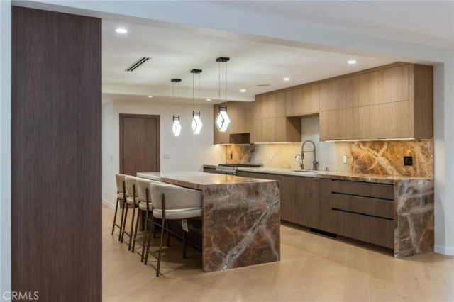 6512 Firmament, Van Nuys, CA 91406