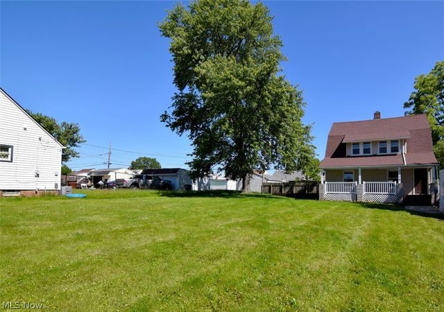 4418 Lincoln Avenue, Parma, OH 44134