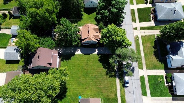 4418 Lincoln Avenue, Parma, OH 44134