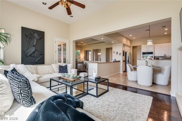 2854 Dove Run Creek Drive, Las Vegas, NV 89135