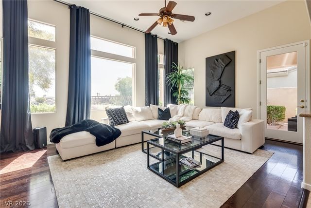 2854 Dove Run Creek Drive, Las Vegas, NV 89135